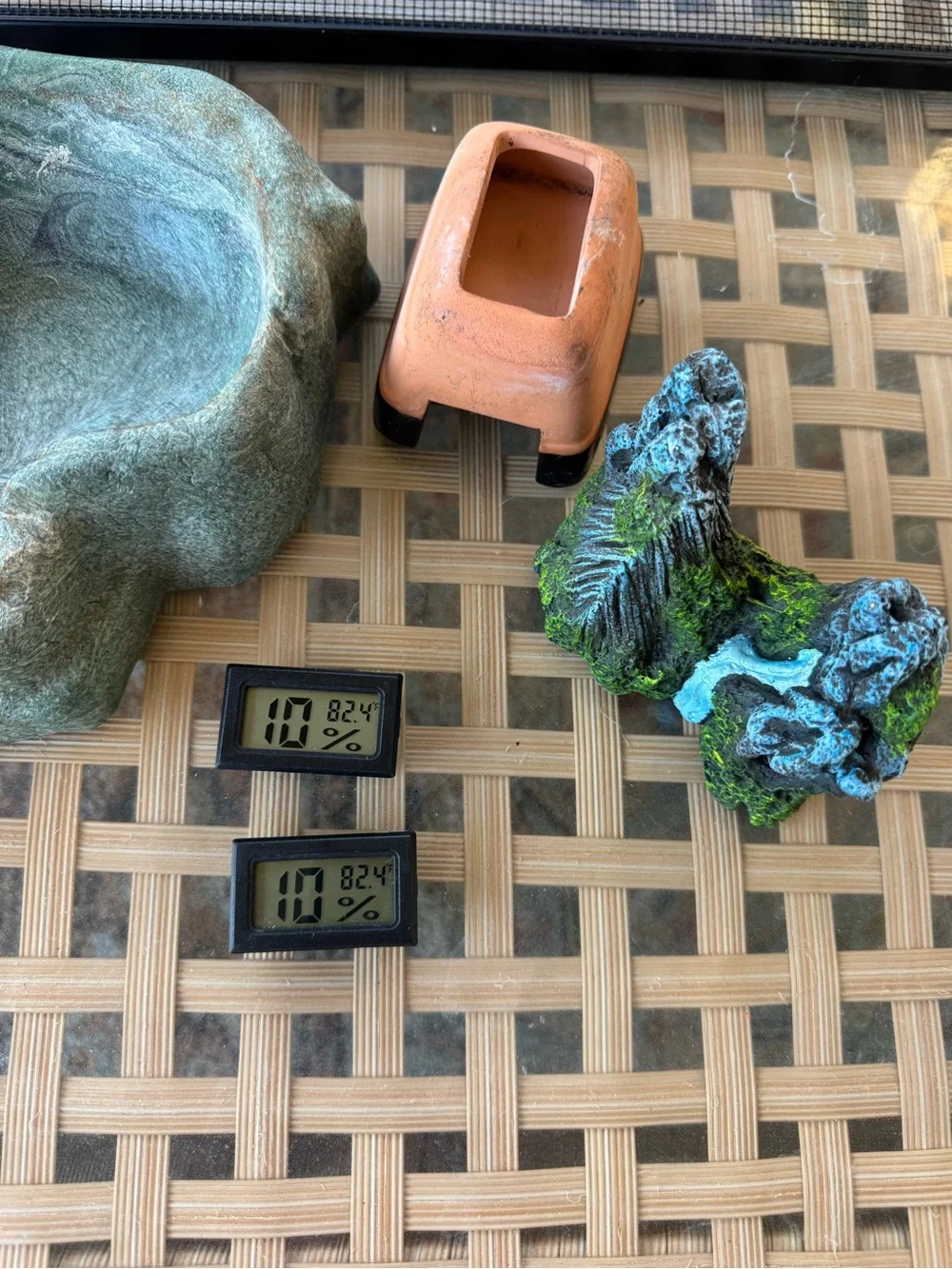 Reptile Terrarium Decor & Supplies Bundle
